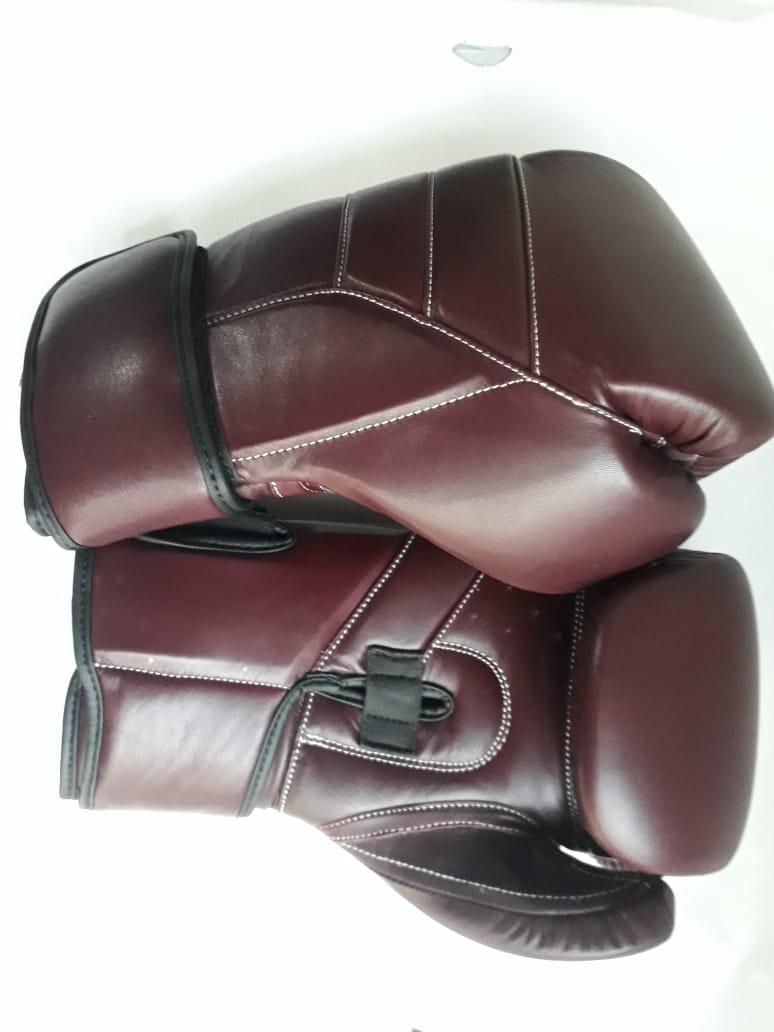 RAY'S LEATHER BOXING GLOVES/FOR TRAINING AND TOURNAMENTS  (Strap-Up)