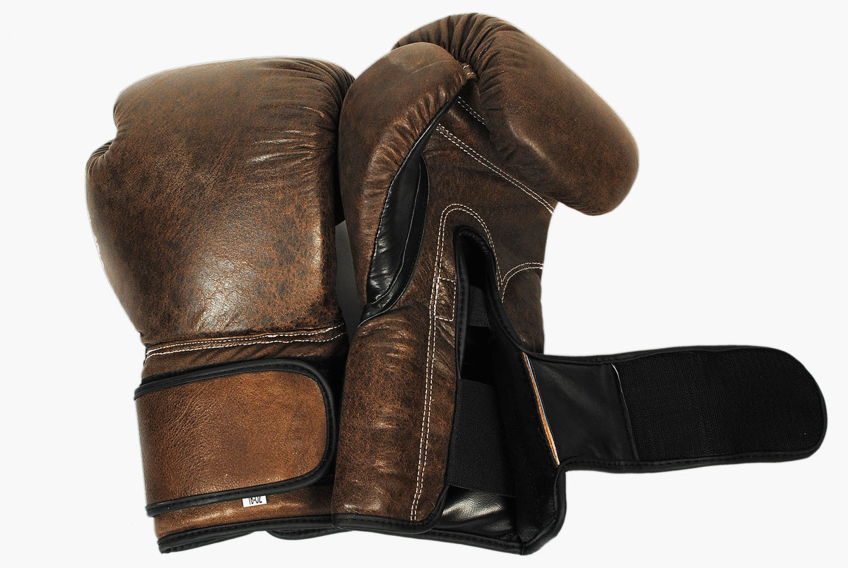 RAY'S LEATHER BOXING GLOVES/FOR TRAINING AND TOURNAMENTS  (Strap-Up)